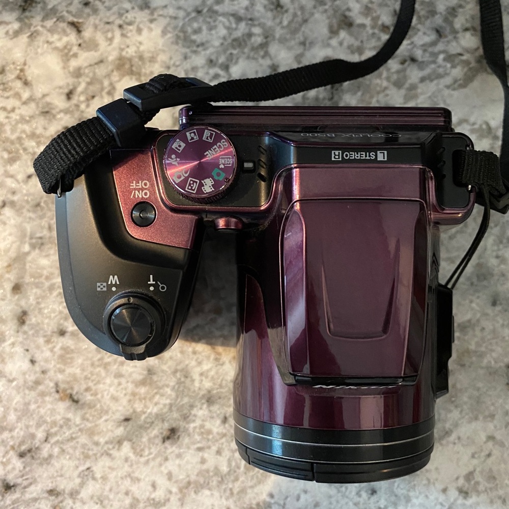 Nikon cool pix - Picture 2 of 7